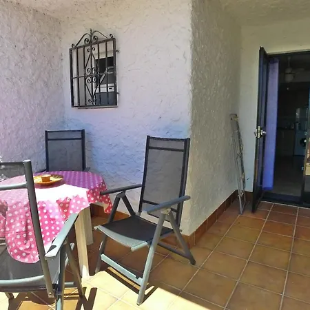 Limoneros 8a - Sleeps 4 Nerja