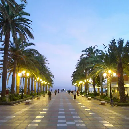 Limoneros 8a - Sleeps 4 * Nerja